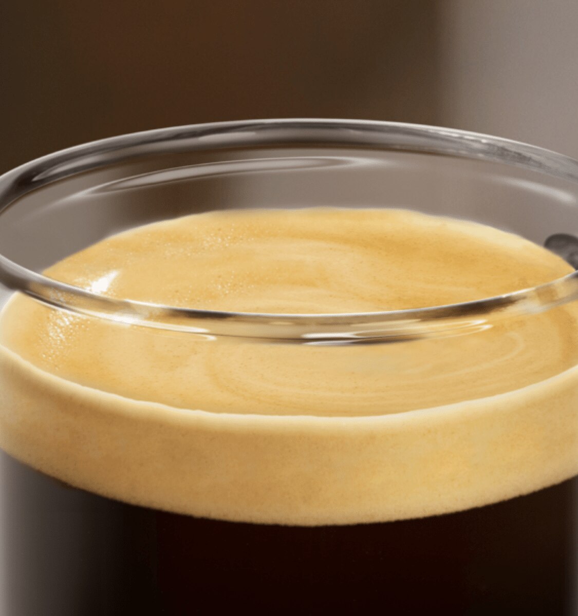 café mousseux dans une tasse