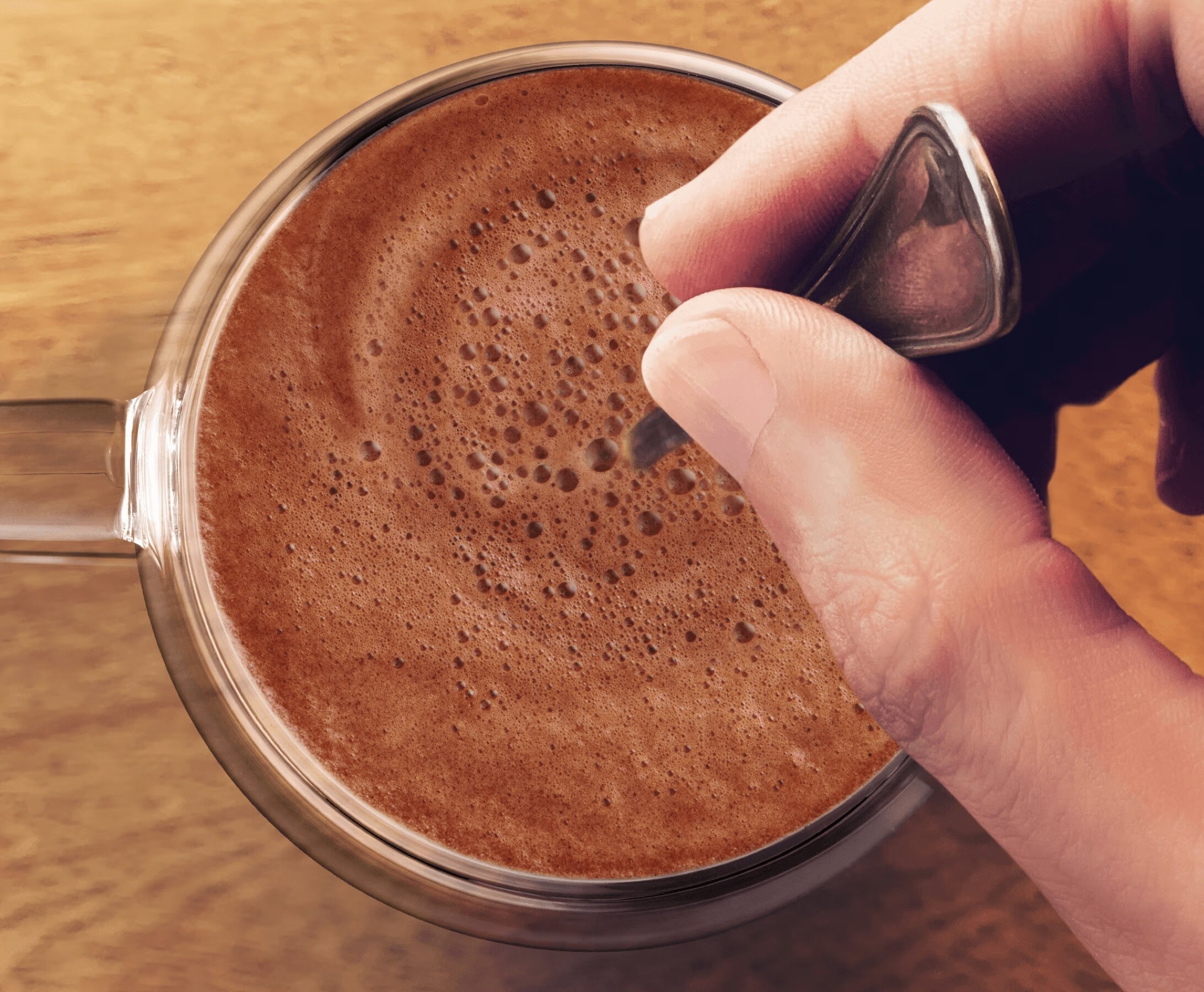 mousse de lait dans une tasse