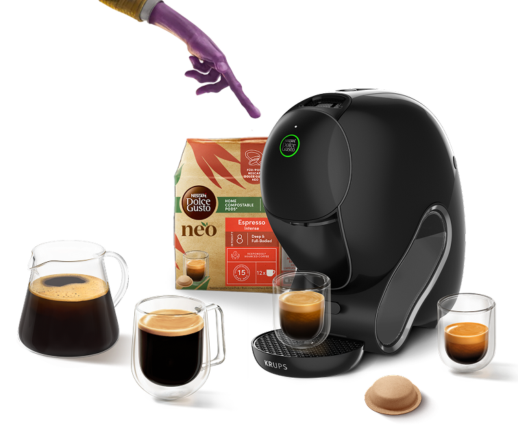 Doigt d'alien touchant la machine NEO Caff&egrave;. Boissons NEO, un pack NEO et un pod.